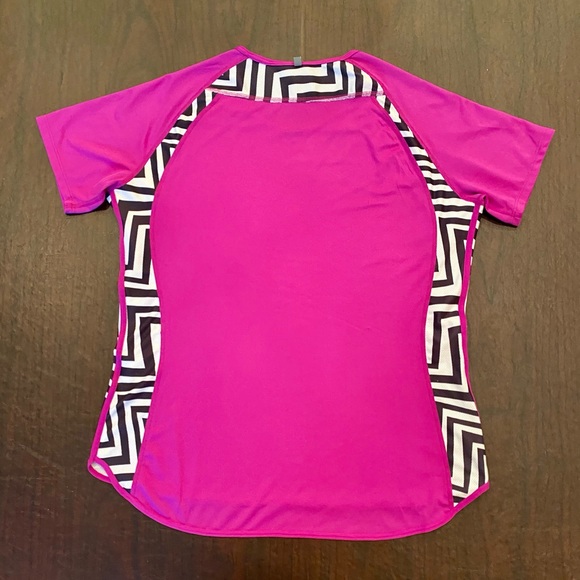 Nike Dry-Fit Top - Picture 2 of 4